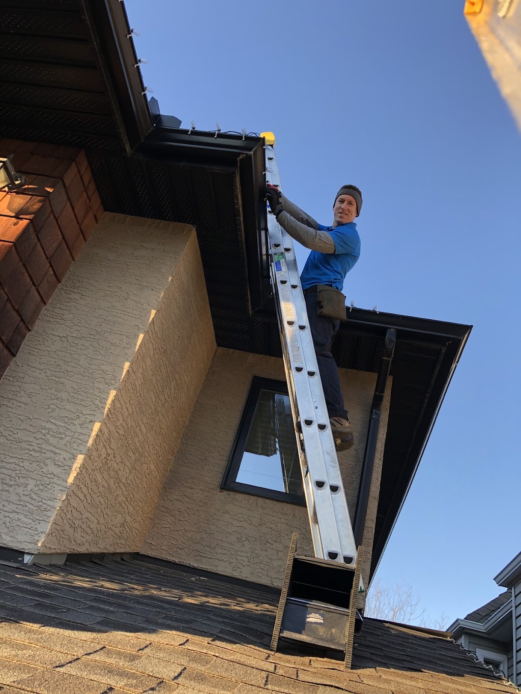 Squeaky D Window Cleaning | 1903 22 Ave NW, Calgary, AB T2M 1R8, Canada | Phone: (403) 354-4434
