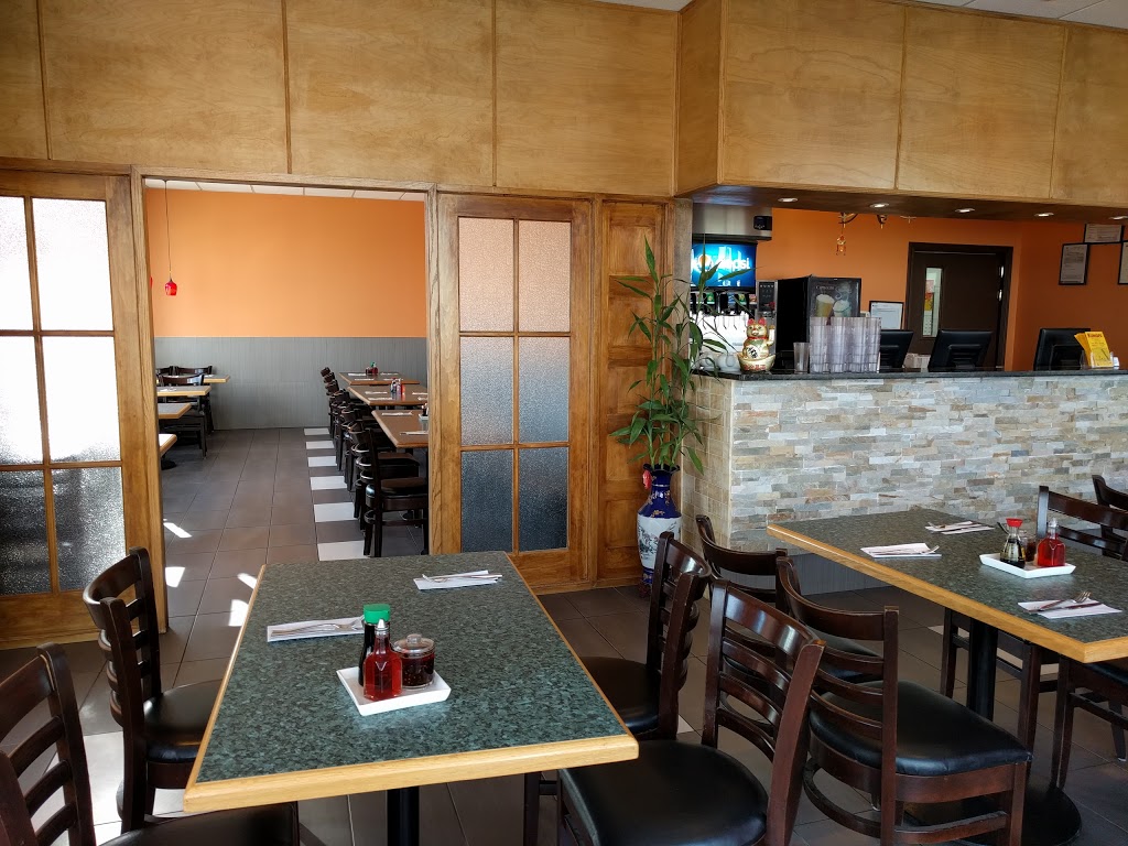 Kung Fu Restaurant | 19369 Sheriff King St S #402, Calgary, AB T2X 0T9, Canada | Phone: (403) 873-9399