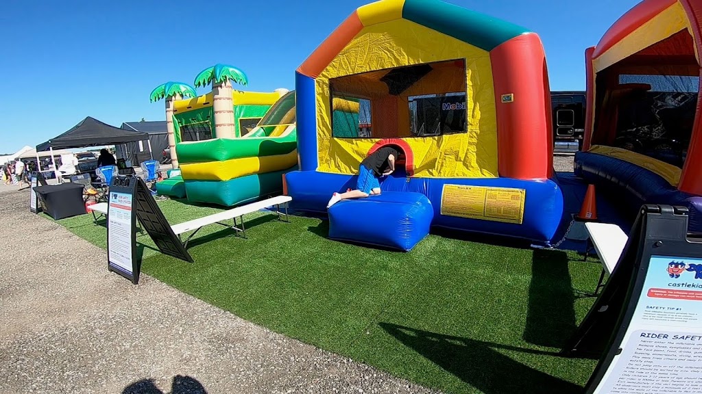 Castle Kid Jumping Castles | 3282 Trulls Rd, Courtice, ON L1E 2L2, Canada | Phone: (905) 571-0014