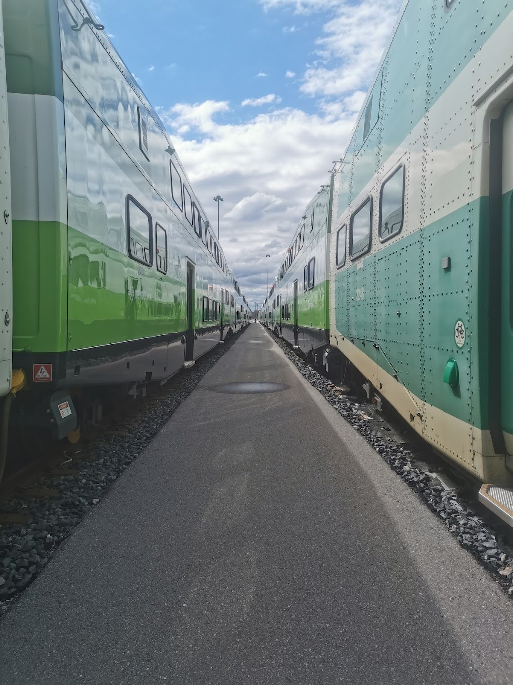 GO Transit Willowbrook Rail Maintenance Facility | 125 Judson St, Etobicoke, ON M8Z 1A4, Canada | Phone: (416) 869-3600