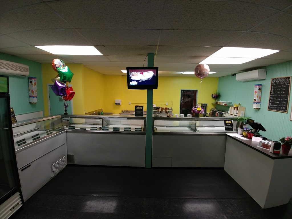 Scoops Ice Cream | 122 King St, Burford, ON N0E 1A0, Canada | Phone: (519) 449-1288