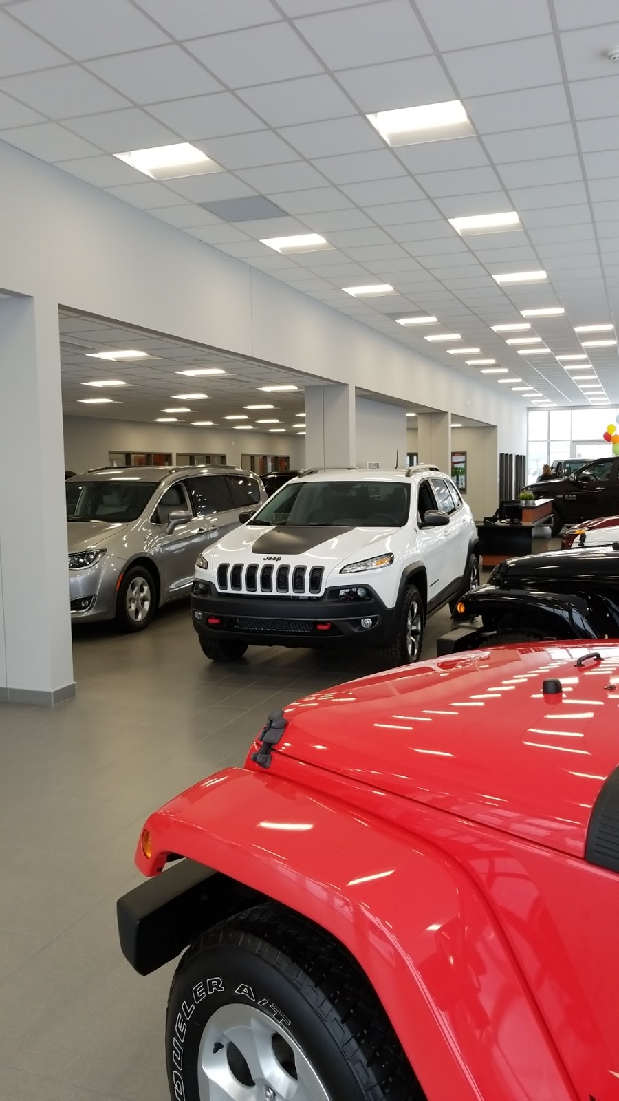 BARNABE RIVE-SUD AUTO | 665 Boulevard Clairevue O, Saint-Bruno-de-Montarville, QC J3V 6B2, Canada | Phone: (450) 653-3333