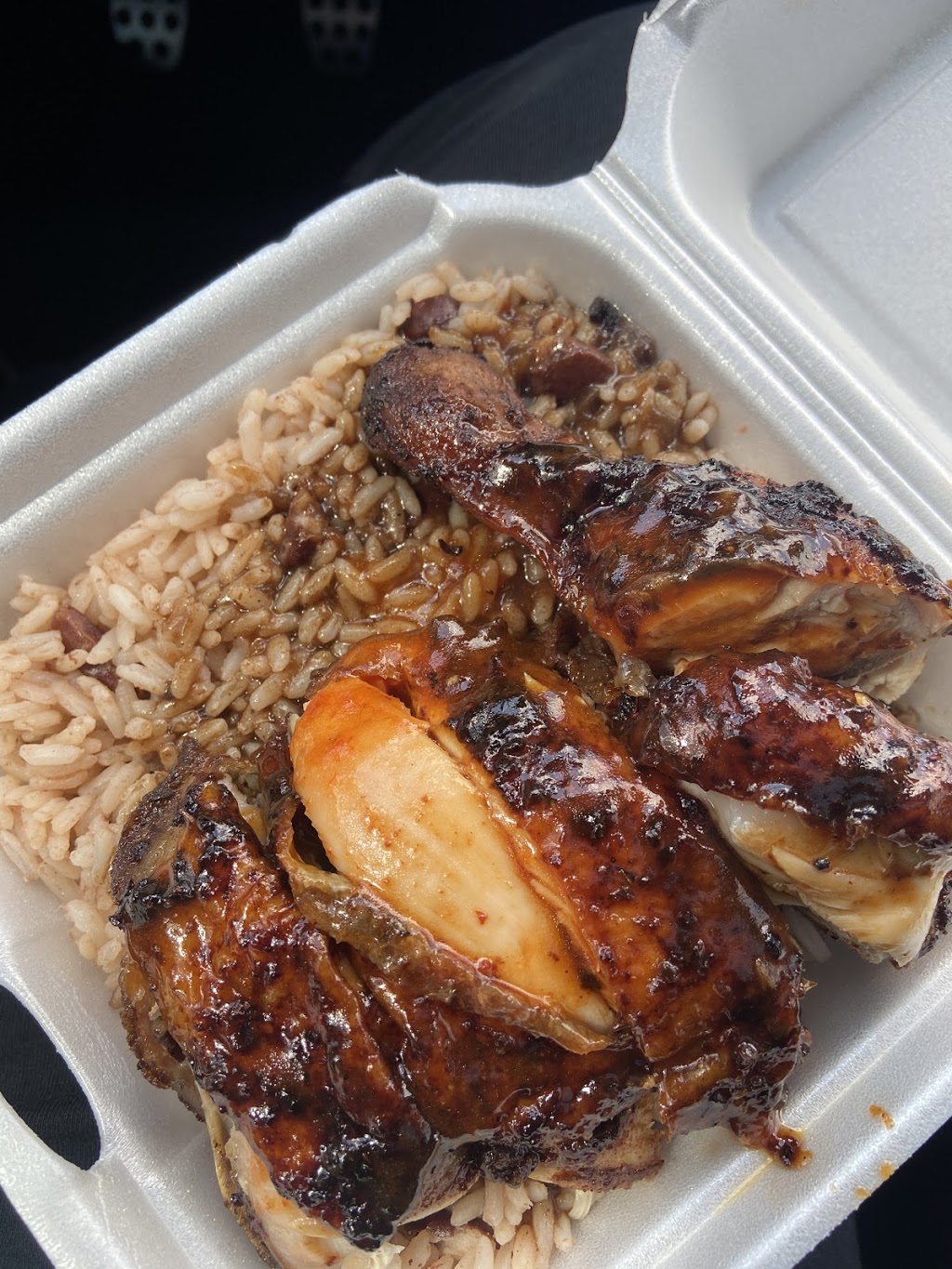 Bakers Jerk House | 40 Rivermont Rd, Brampton, ON L6Y 6G7, Canada | Phone: (905) 796-2120