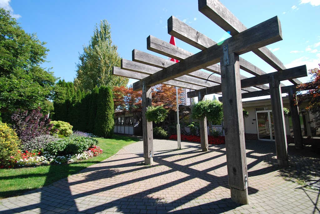 Coquitlam College | 516 Brookmere Ave, Coquitlam, BC V3J 1W9, Canada | Phone: (604) 939-6633