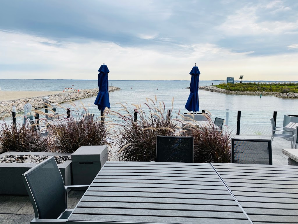 The Beach Club Restaurant at Friday Harbour Resort | 3740 Sunreef Ave, Innisfil, ON L9J 1A1, Canada | Phone: (705) 814-0044