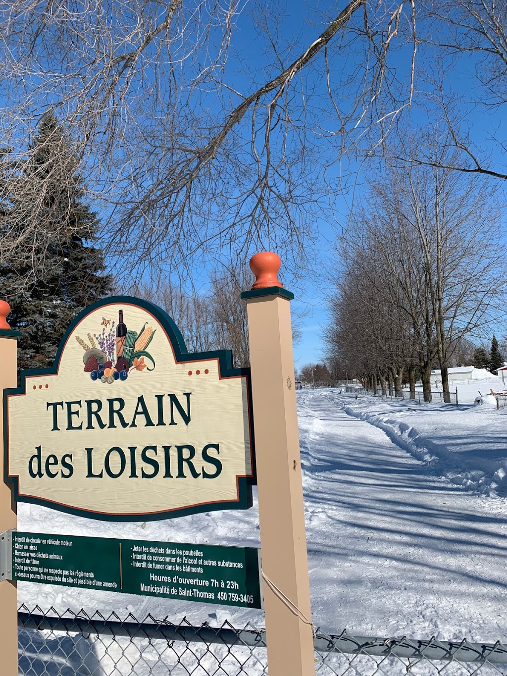 Terrain des loisirs de Saint-Thomas | 941 Rue Principale, Saint-Thomas, QC J0K 3L0, Canada | Phone: (450) 759-3705 ext. 228