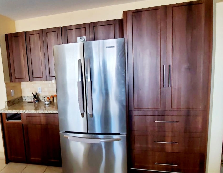 Huskynova Kitchen Cabinets Refacing | 2130 Burquitlam Dr, Vancouver, BC V5P 2P1, Canada | Phone: (778) 232-9746