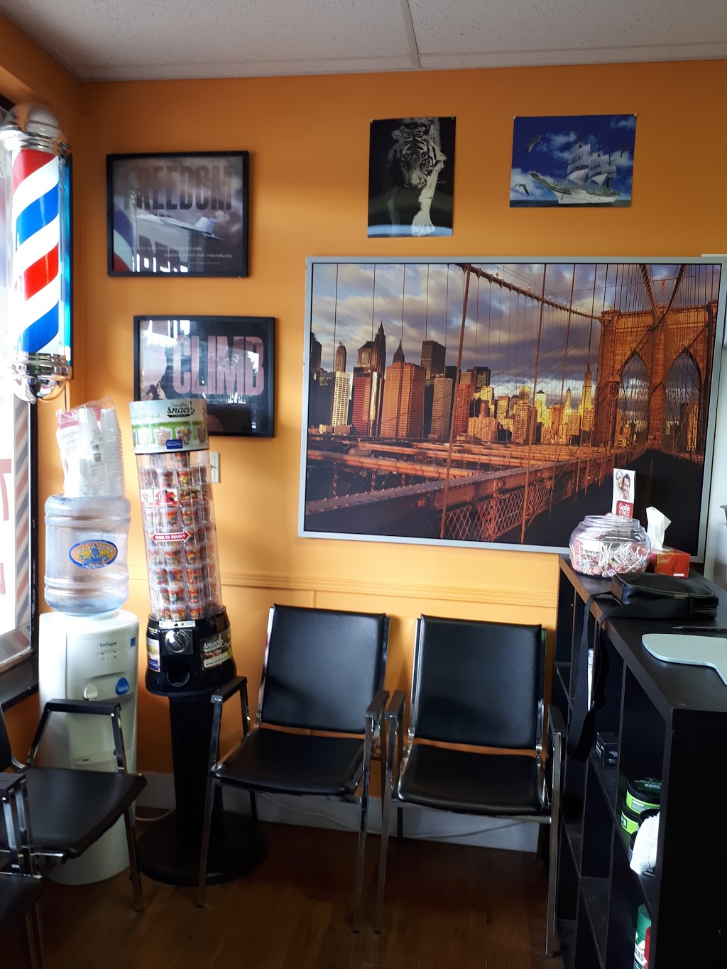 Goldbar Barber Shop | 5028 106 Ave NW, Edmonton, AB T6A 1E9, Canada | Phone: (780) 469-7518