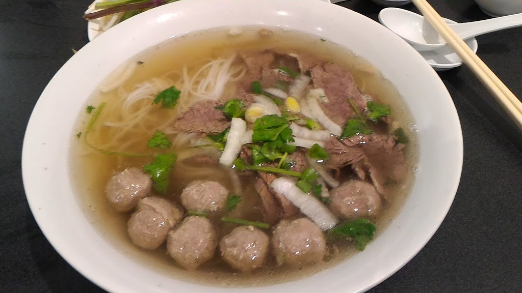 Pho Dau Bo | 20 Gillingham Dr, Brampton, ON L6X 4X7, Canada | Phone: (905) 796-9992