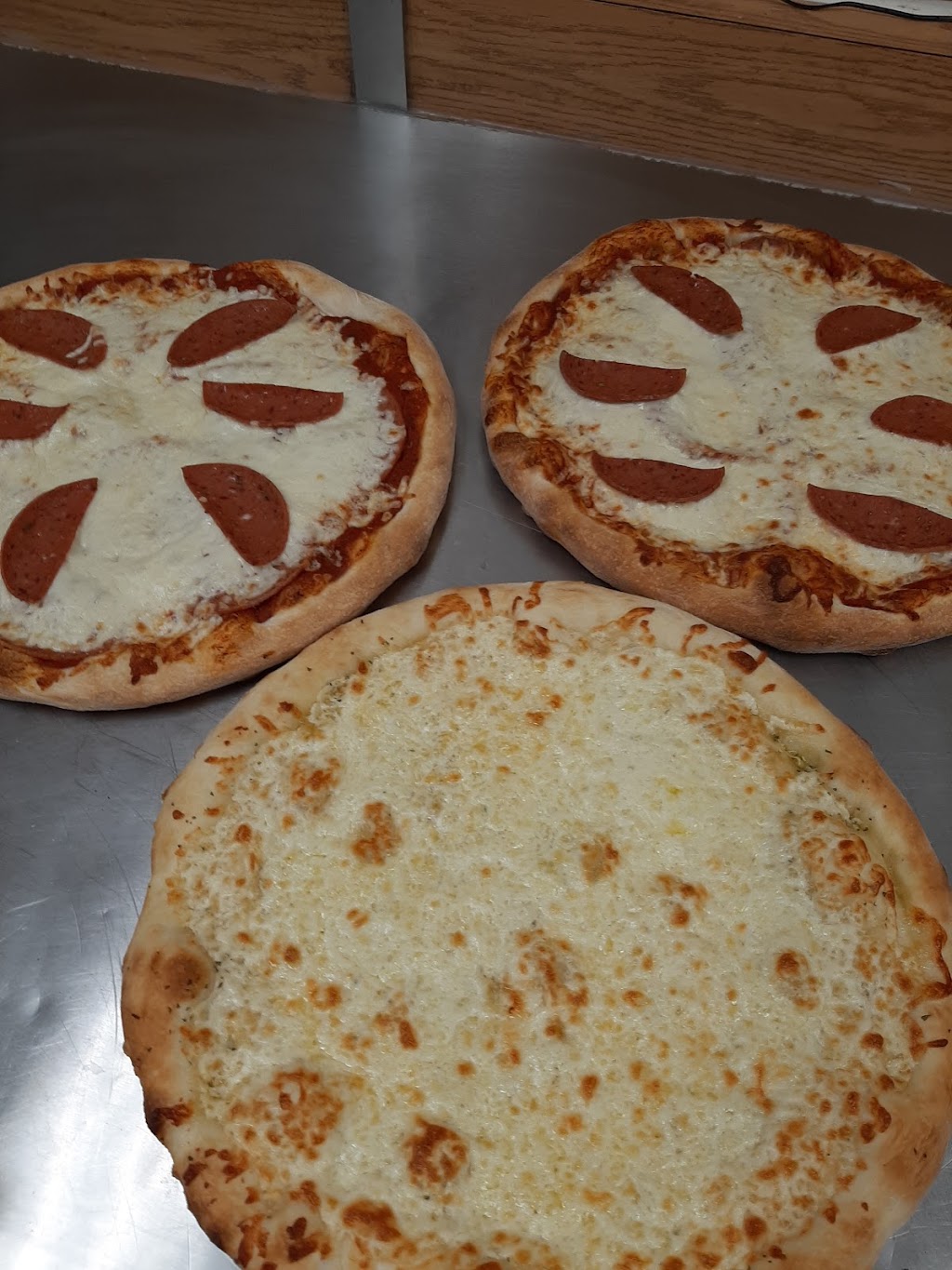 Sasys Pizza | 971 Cole Harbour Rd, Dartmouth, NS B2V 1E8, Canada | Phone: (902) 435-8777