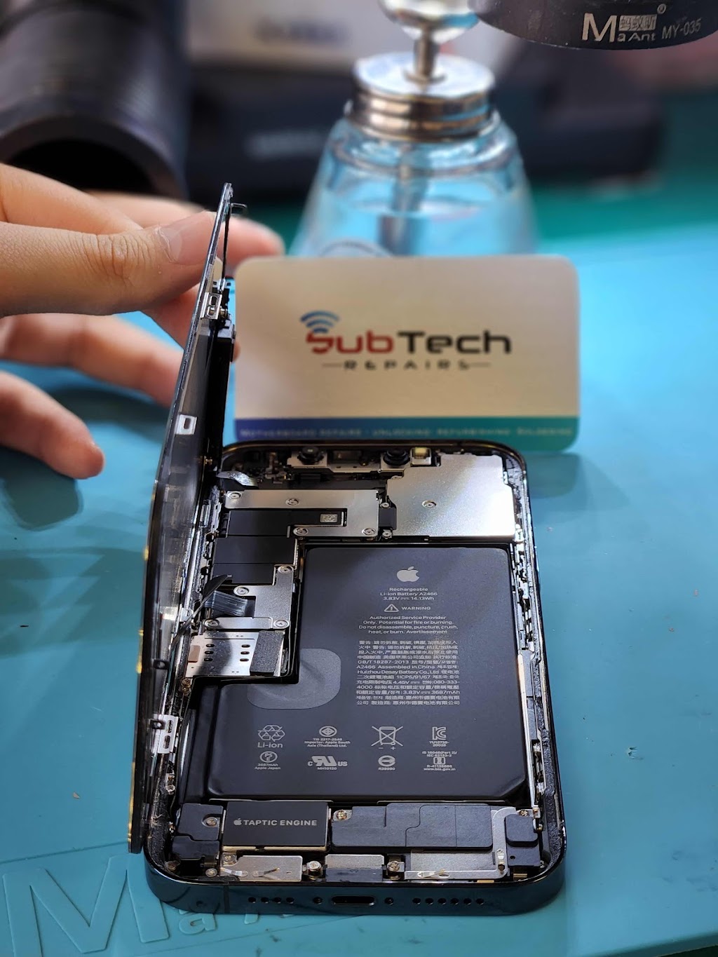 Sub Tech repairs | 300 Blvd. Marcel-Laurin Suite 121a, Montréal, QC H4M 2L4, Canada | Phone: (438) 622-2026