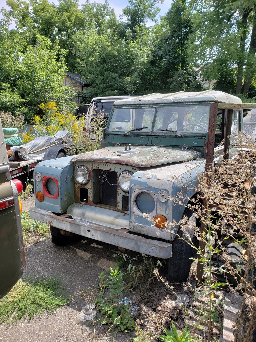 3 Brothers Classic Rovers | 3S3, 17 Gold St, Paris, ON N3L 3S3, Canada | Phone: (519) 302-3227