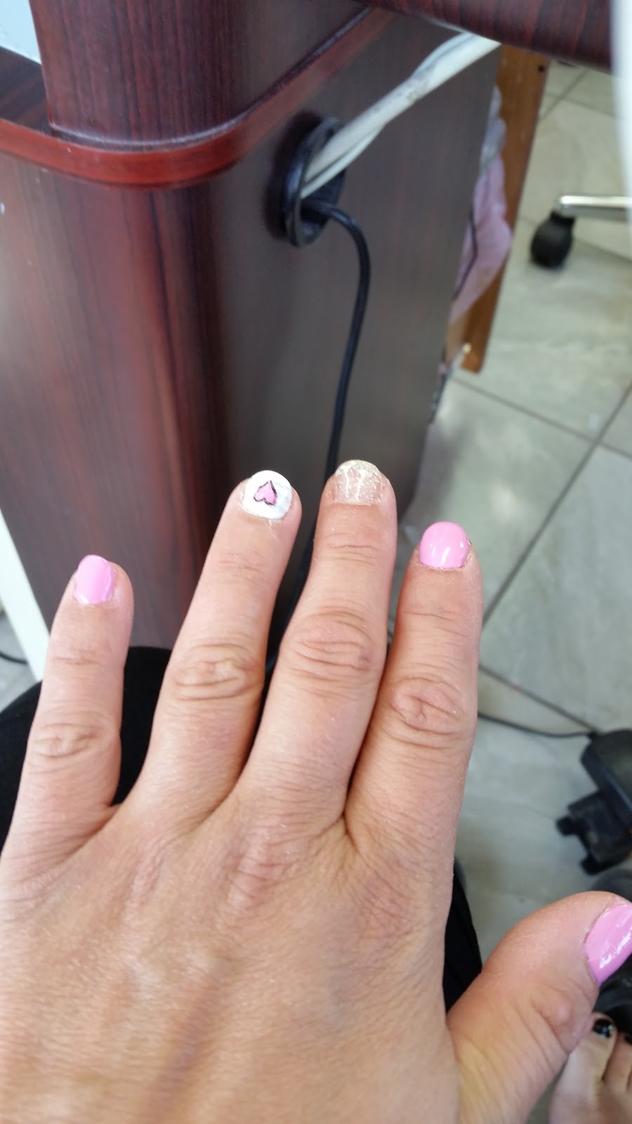 Ongles Fabuleux De Tian | 3320-B Rue du Carrefour, Québec, QC G1C 8B5, Canada | Phone: (418) 660-2003