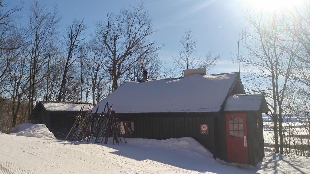 Western Shelter | Trail 2, Luskville, QC J0X 2G0, Canada | Phone: (819) 827-2020