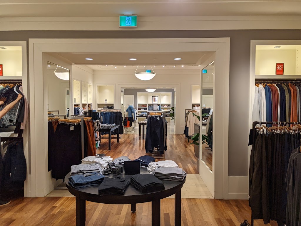 Banana Republic | 6801 Rte Transcanadienne H-009A, Pointe-Claire, QC H9R 5J2, Canada | Phone: (514) 630-6670