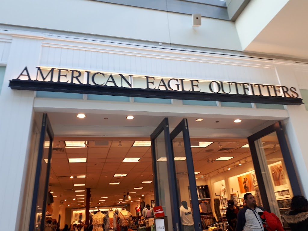 American Eagle Store | 6815 Route Transcanadienne Unit B008c, Pointe-Claire, QC H9R 1C4, Canada | Phone: (514) 428-5597