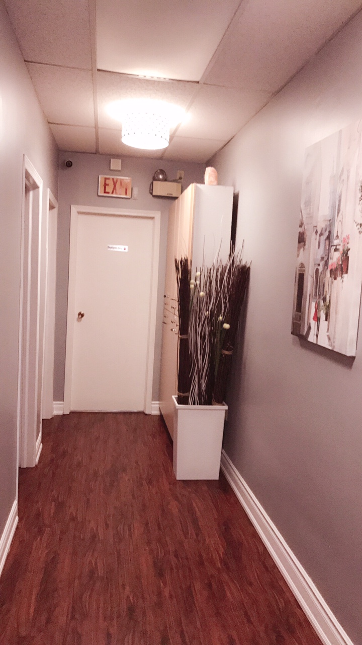 Serene Massage & Wellness | 3009 New St, Burlington, ON L7R 1K3, Canada | Phone: (905) 633-9992