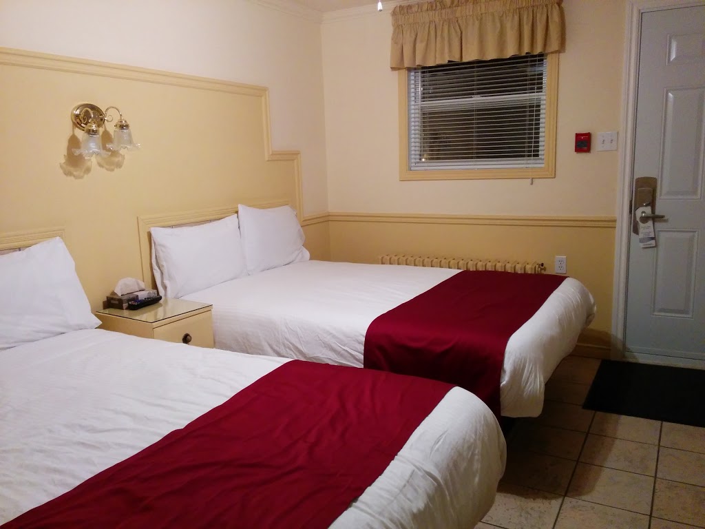 Motel Le Refuge | 43 Rue Queen, Sherbrooke, QC J1M 1J2, Canada | Phone: (819) 564-9005