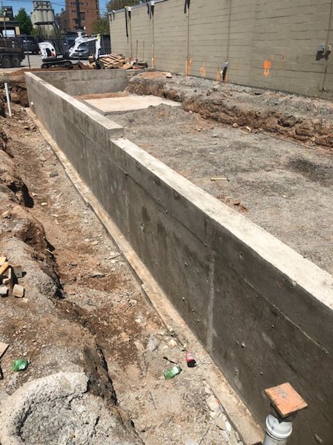 Cerroni Excavating & Waterproofing | 4921 Tufford Rd, Beamsville, ON L2T 1J9, Canada | Phone: (905) 359-1532