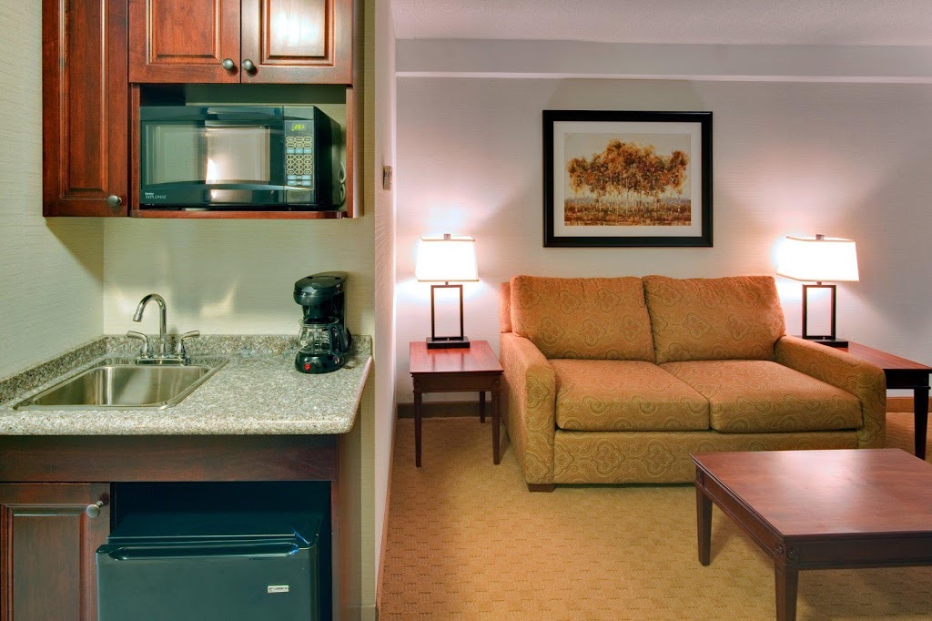 Holiday Inn Express & Suites Brockville | 7815 Kent Blvd, Brockville, ON K6V 6N7, Canada | Phone: (613) 342-1883