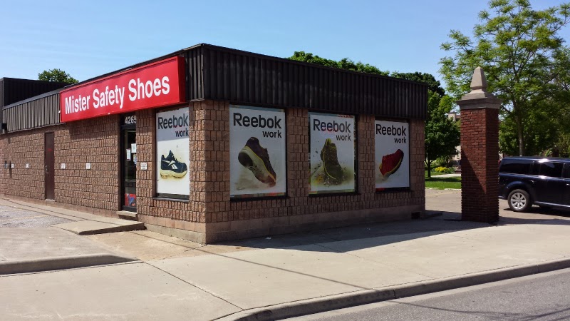 Mister Safety Shoes Inc | 4265 Tecumseh Rd E, Windsor, ON N8W 1K2, Canada | Phone: (519) 988-0500