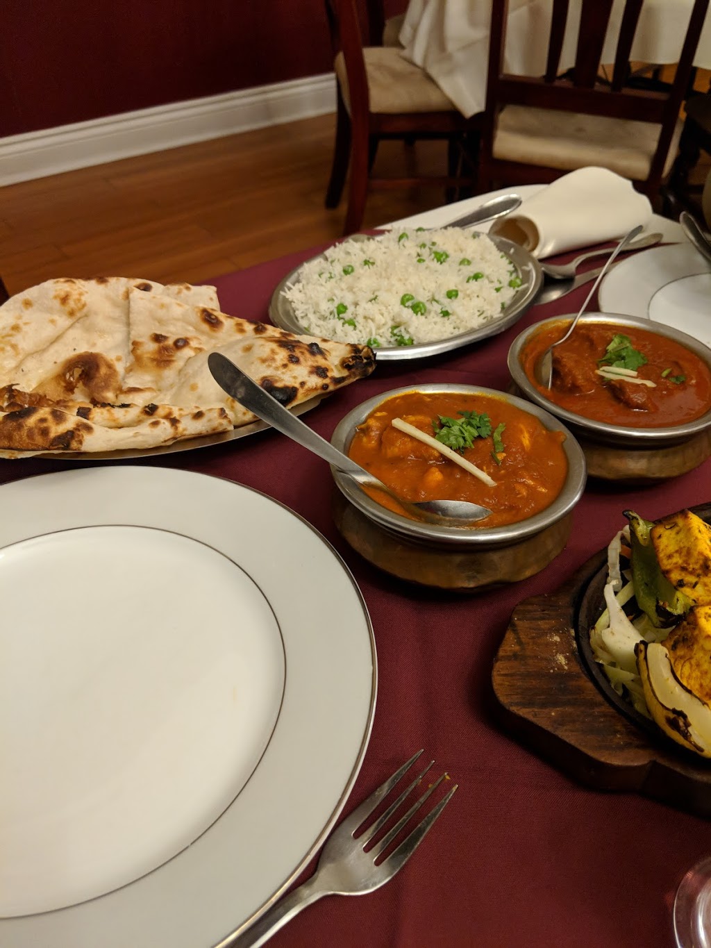 India Gate Exclusive Indian Cuisine | 130 Davis Dr #10, Newmarket, ON L3Y 2N1, Canada | Phone: (905) 954-0289