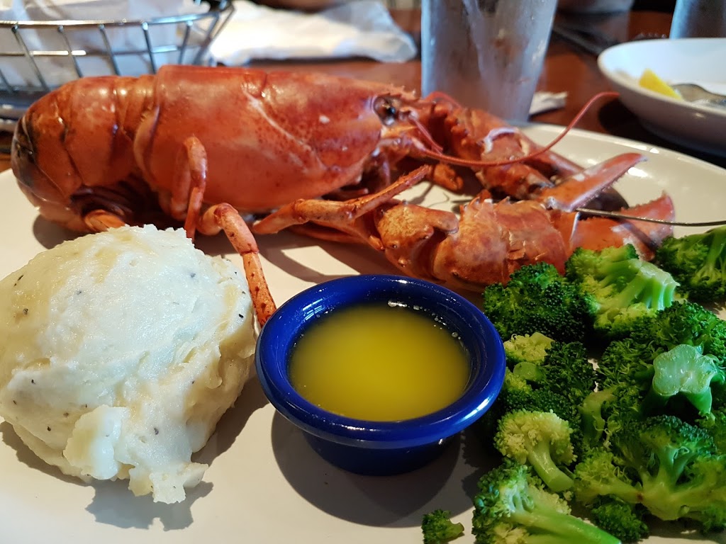 Red Lobster | 2423 Fairview St, Burlington, ON L7R 2E4, Canada | Phone: (905) 637-3454