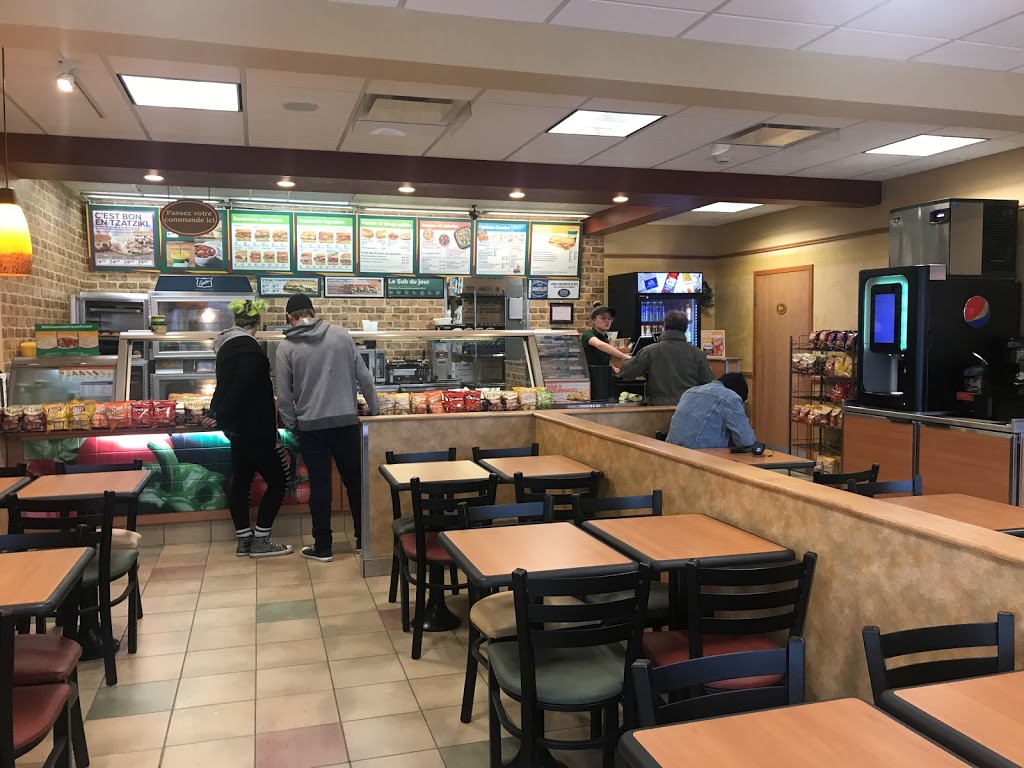 Subway | 14034 Boulevard Henri-Bourassa, Québec, QC G1G 3Y8, Canada | Phone: (418) 626-4440