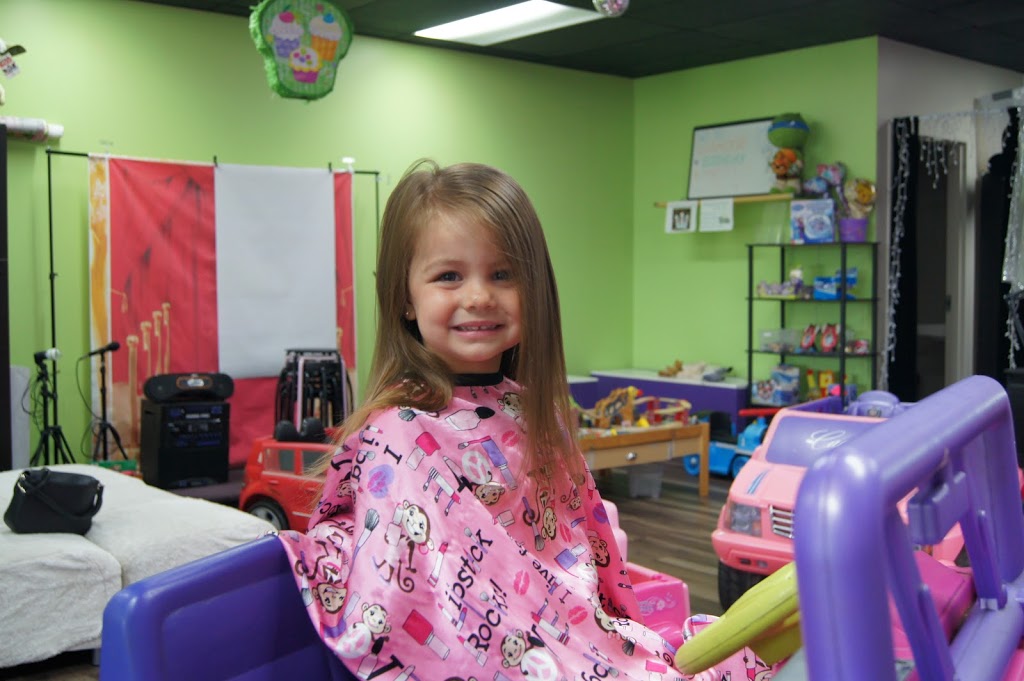 Lil Rascals Cuts For Kids | 695 Plains Rd E, Burlington, ON L7T 2E8, Canada | Phone: (289) 302-1939