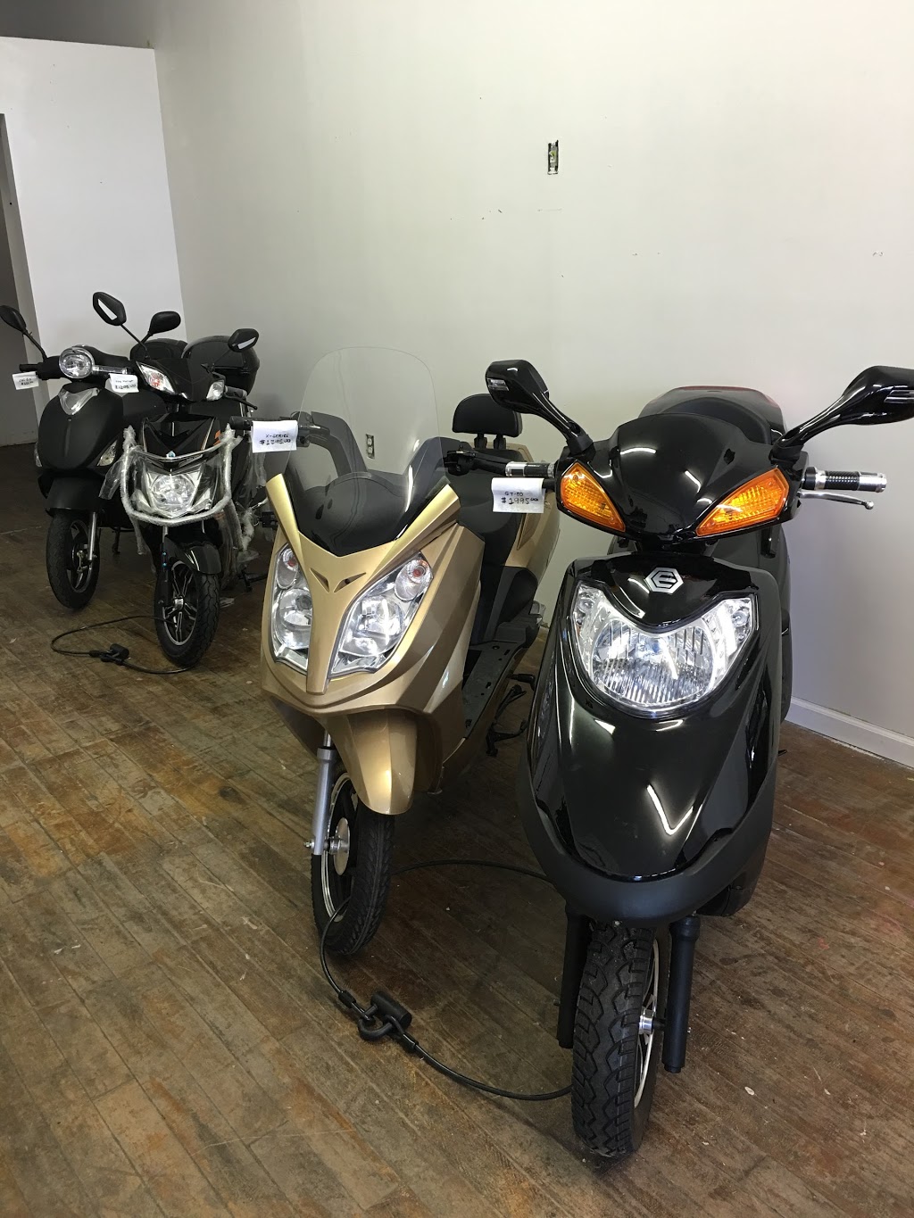 Emmo E-Bikes Brantford | 431 Colborne St E #1, Brantford, ON N3S 3N5, Canada | Phone: (226) 934-3576