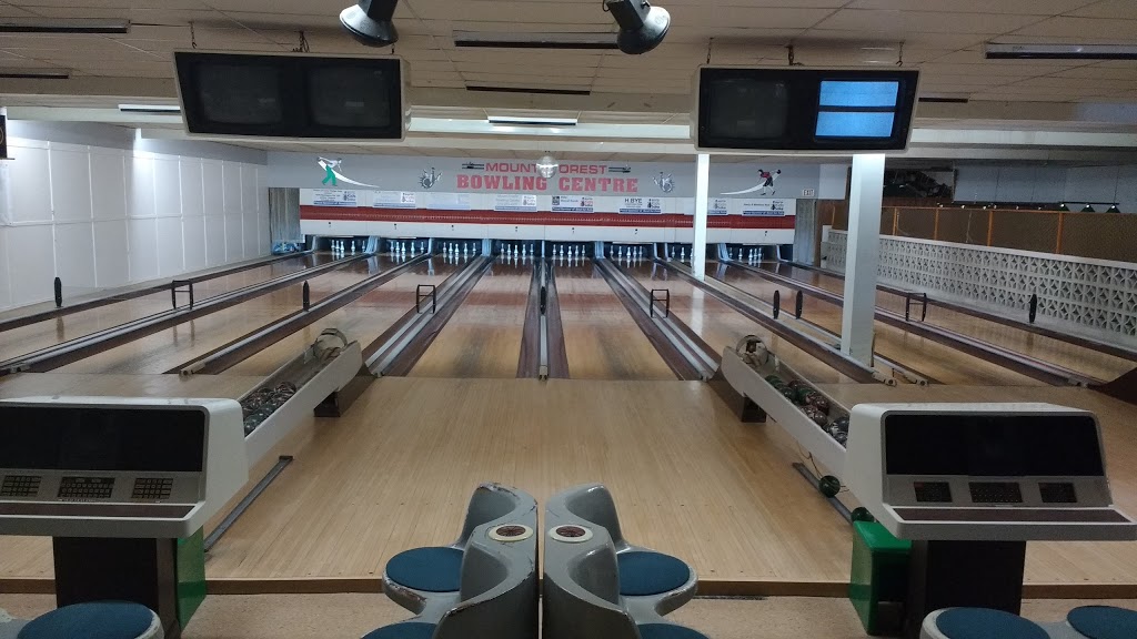 Mount Forest Bowling Centre | 350 Foster St, Mount Forest, ON N0G 2L1, Canada | Phone: (519) 323-4237