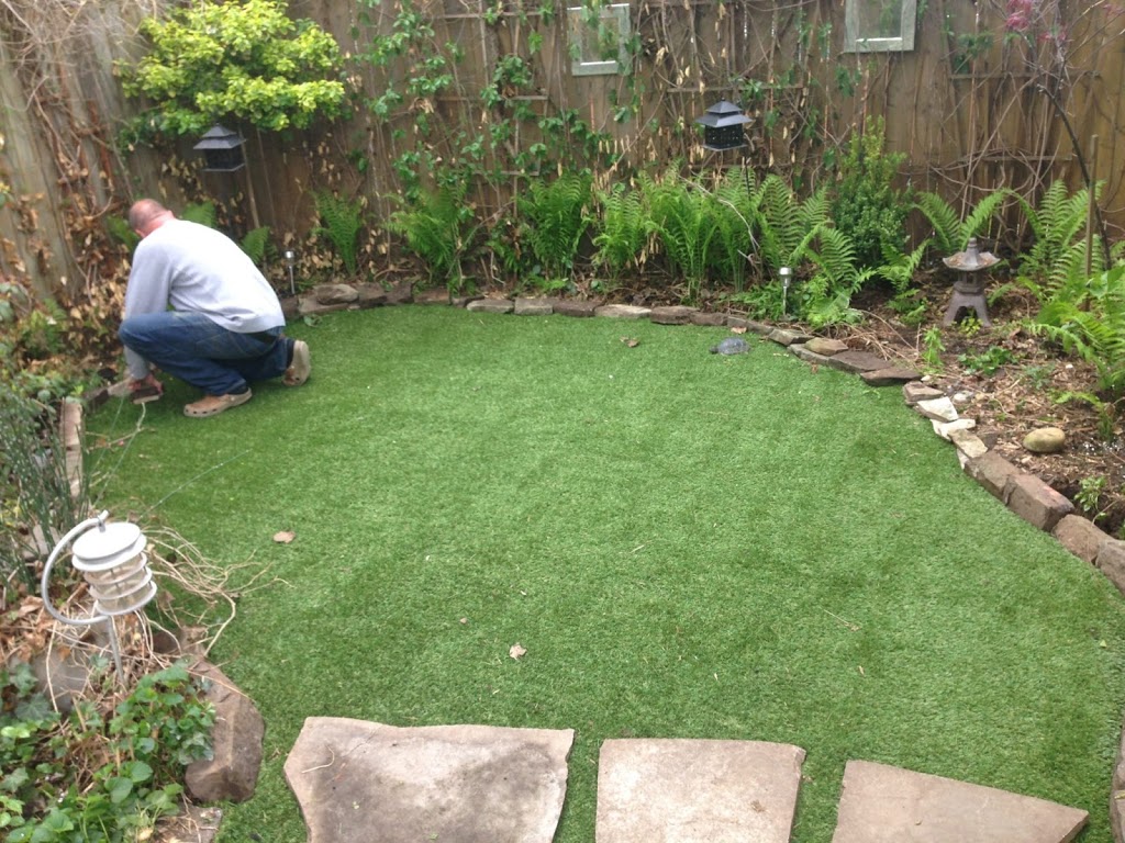 Lazy Lawn Inc | 1530 Drew Rd #18, Mississauga, ON L5S 1W8, Canada | Phone: (888) 622-5296