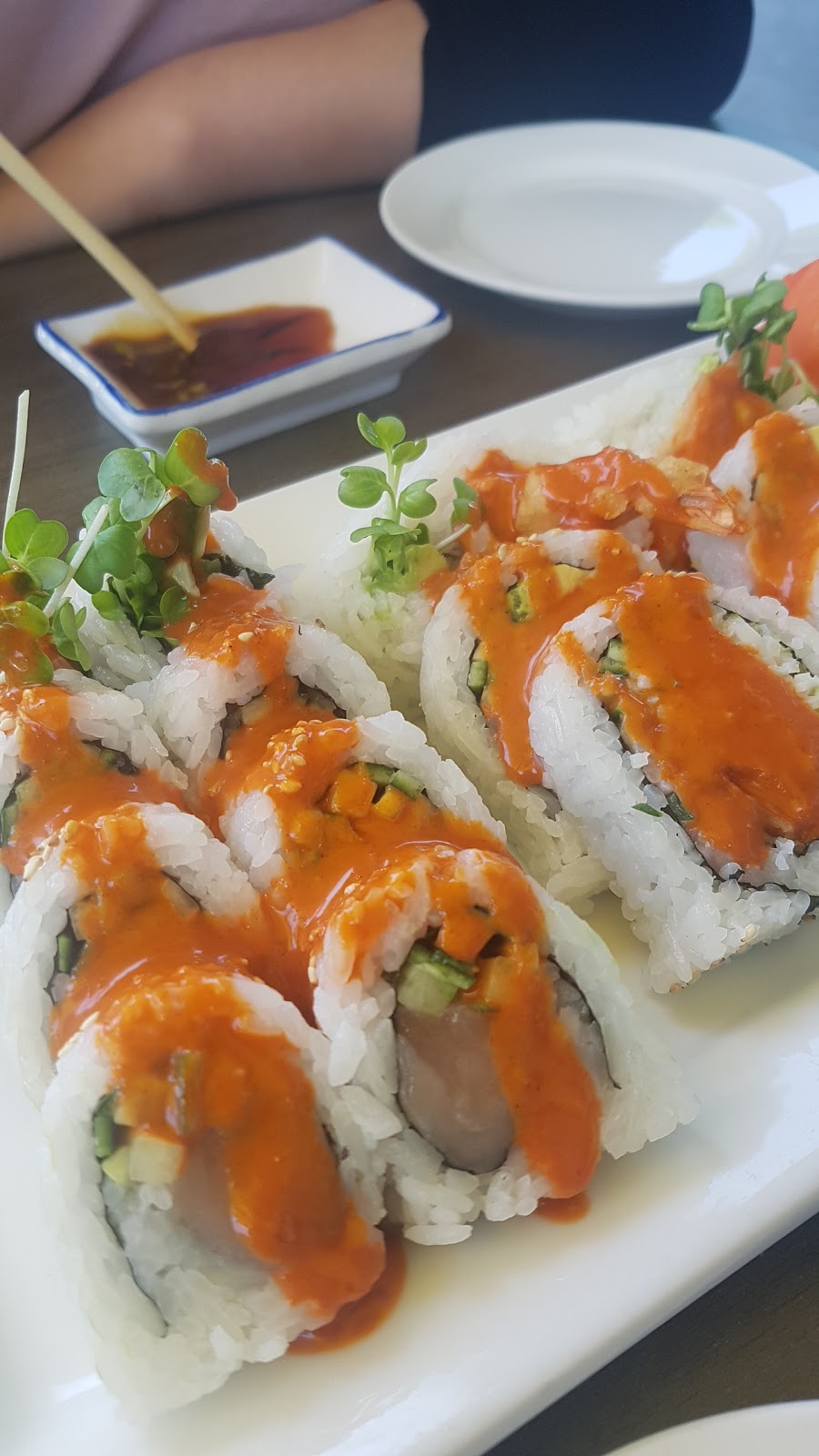 DeepCove Osaka Sushi | 4355 Gallant Ave, North Vancouver, BC V7G 2C1, Canada | Phone: (604) 929-5033