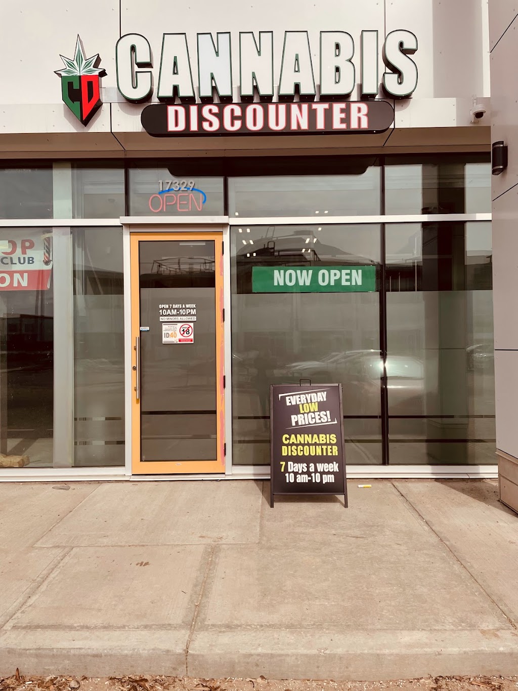 Cannabis Discounter Keswick | 17329 Hiller Rd SW, Edmonton, AB T6W 1A6, Canada | Phone: (825) 512-3877