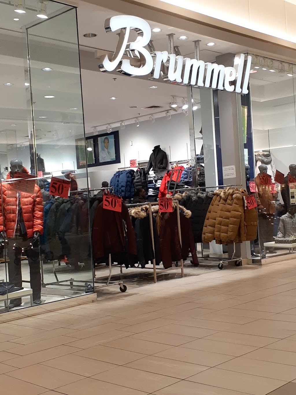 Brummel | 1600 Boul. le Corbusier, Laval, QC H7S 1Z2, Canada | Phone: (450) 688-3212