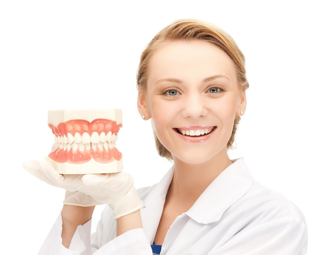 Clinique de denturologie Identité | 2871 Boulevard des Promenades #205, Sainte-Marthe-sur-le-Lac, QC J0N 1P0, Canada | Phone: (450) 598-2020