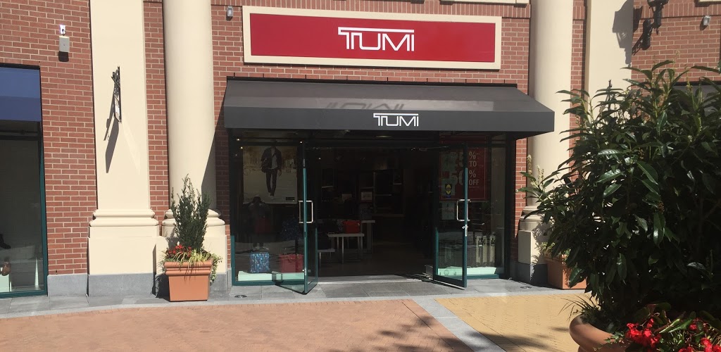 Tumi | MCARTHURGLEN DESIGNER OUTLET, 7899 Templeton Station Rd #1039, Richmond, BC V7B 0B7, Canada | Phone: (604) 303-1890