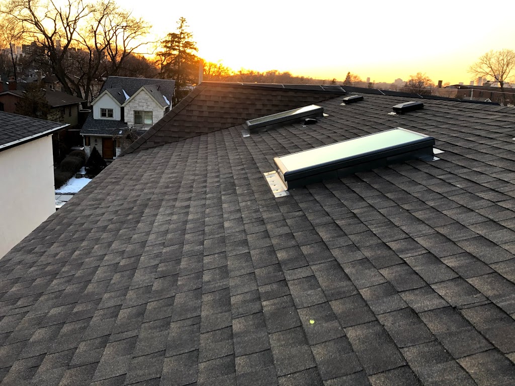 Royalty Roofers | 1409 Willowvale Gardens, Mississauga, ON L5V 1V1, Canada | Phone: (647) 201-9375