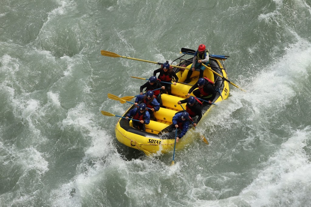 Canadian Outback Rafting | 12825 Squamish Valley Rd, Brackendale, BC V0N 1H0, Canada | Phone: (866) 565-8735