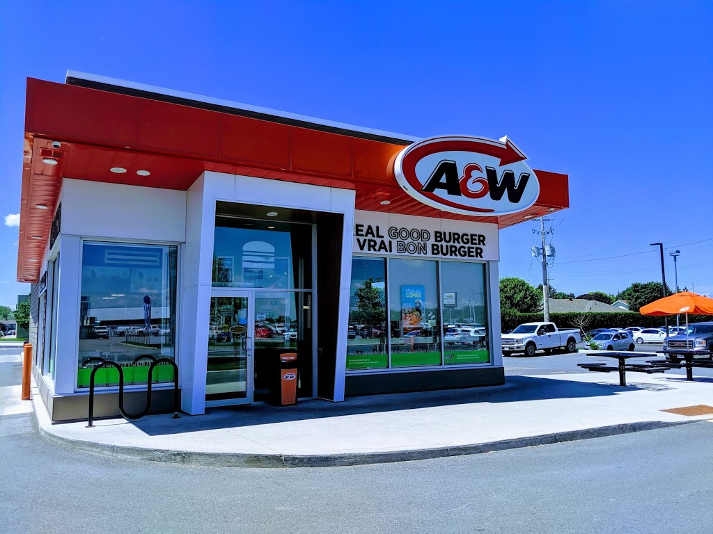 A&W Canada | 635 Principale St, Casselman, ON K0A 1M0, Canada | Phone: (613) 764-4664