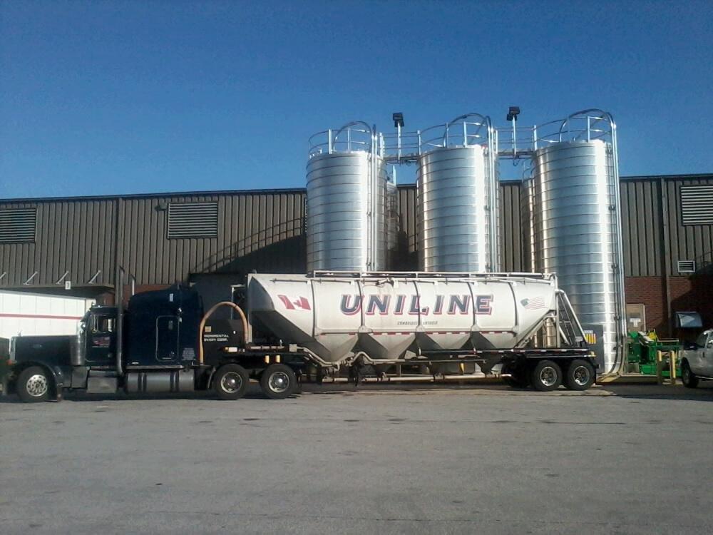 Uniline Expedited Road Service | 1575 Bishop St N, Cambridge, ON N1R 7J4, Canada | Phone: (519) 622-8900