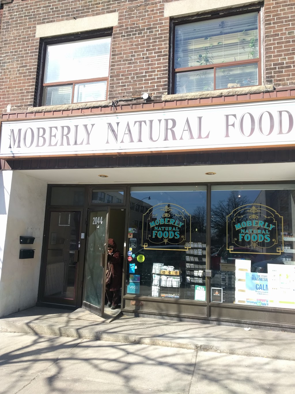 Moberly Natural Foods | 2044 Danforth Ave, Toronto, ON M4C 1J6, Canada | Phone: (416) 690-8868