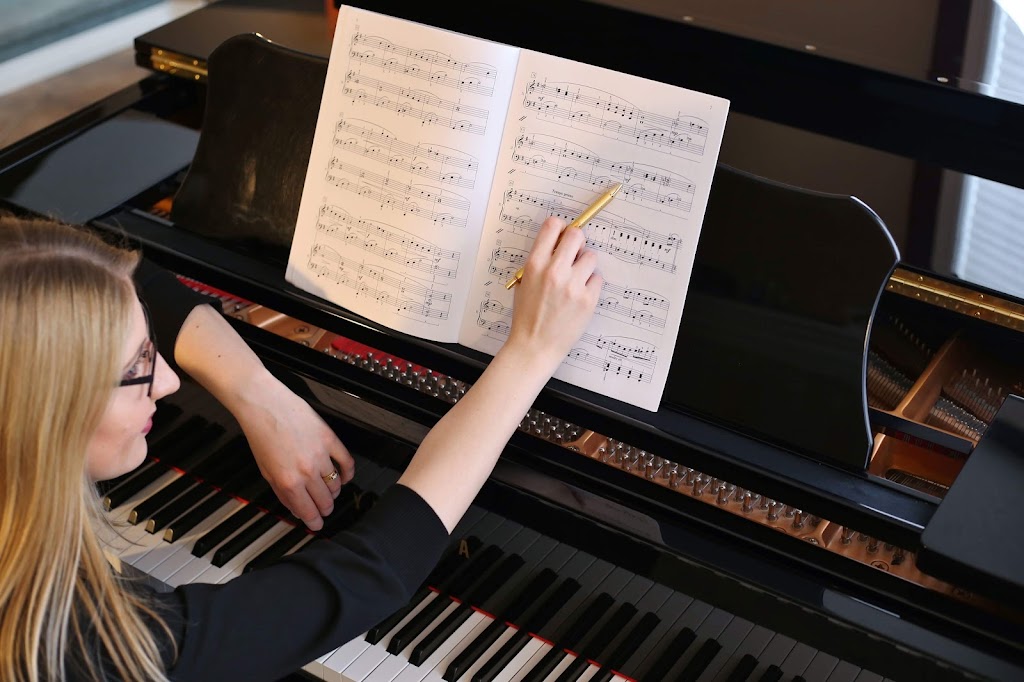 Piano Lessons NW | Hawkbury Close NW, Calgary, AB T3G 3N2, Canada | Phone: (403) 923-3349