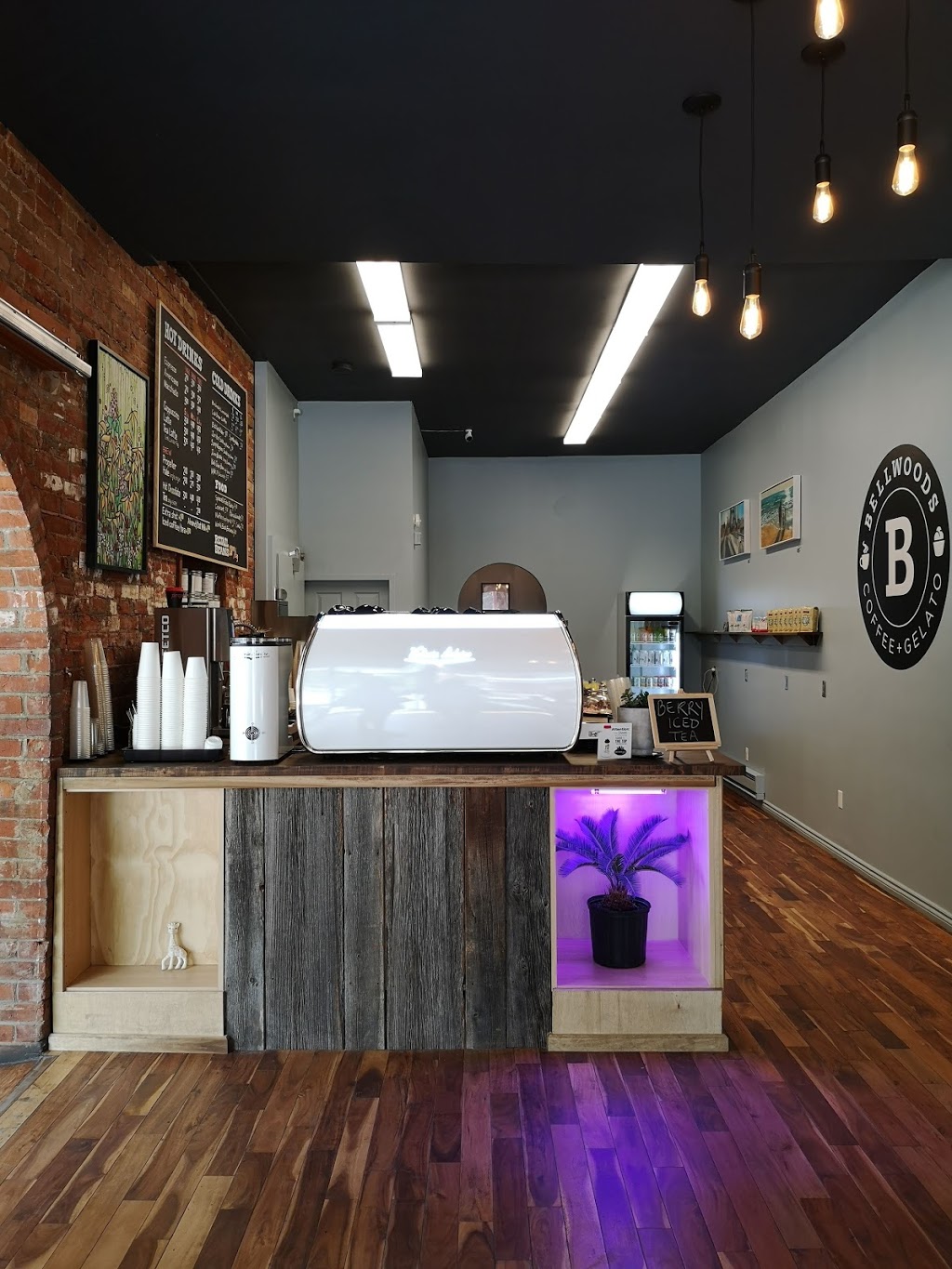 Bellwoods Coffee and Gelato | 1006 Dundas St W, Toronto, ON M6J 1W6, Canada | Phone: (416) 806-3331