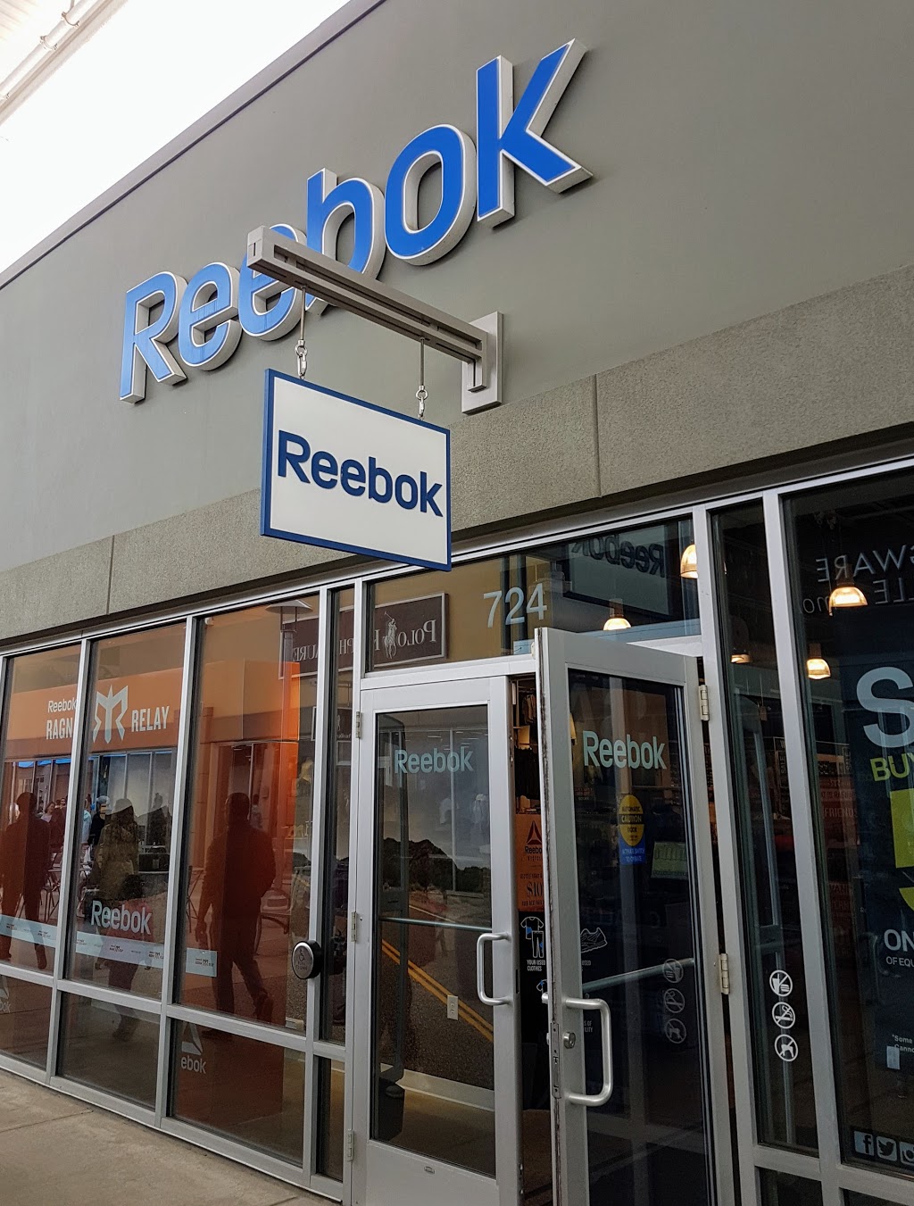 Reebok | 13850 Steeles Ave W Unit #724, Halton Hills, ON L7G 0J1, Canada | Phone: (905) 878-7263