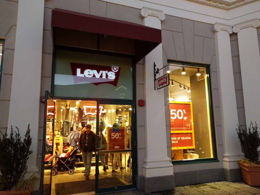 Levis® | 7899 Templeton Station Rd Unit 105, Richmond, BC V4M 0B3, Canada | Phone: (604) 273-1407