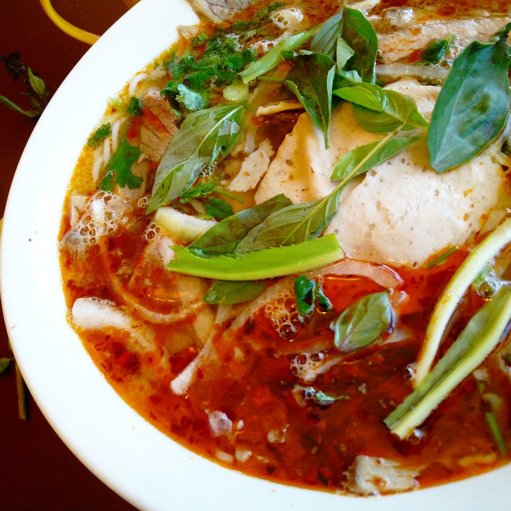 King Noodle House Pho Hoang | 10613 97 St NW, Edmonton, AB T5H 2L5, Canada | Phone: (780) 428-8983