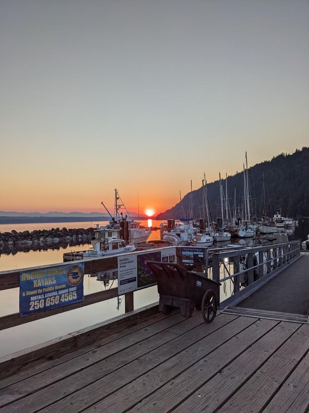 Fords Cove Store | 10835 Central Rd, Hornby Island, BC V0R 1Z0, Canada | Phone: (250) 335-2169