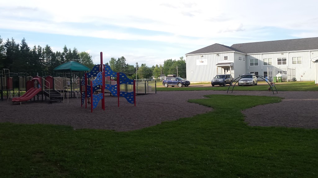 Valley Elementary School | 96 Salmon River Rd, Valley, NS B6L 2S5, Canada | Phone: (902) 896-5540