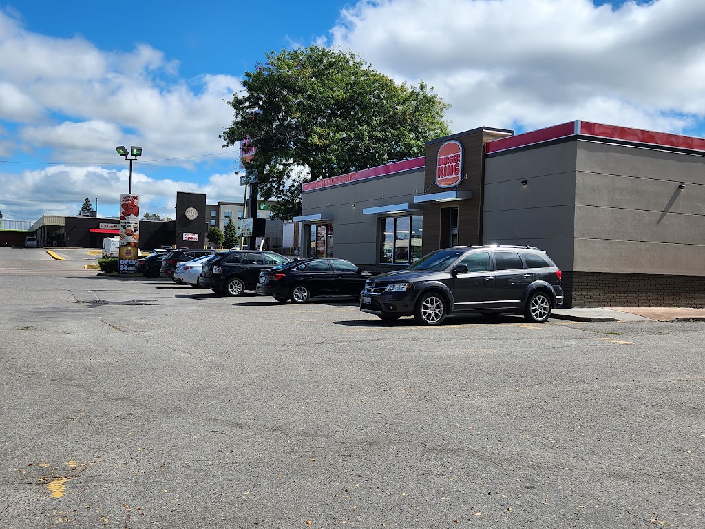 Burger King | 298 N Front St, Belleville, ON K8P 3C4, Canada | Phone: (613) 966-9797